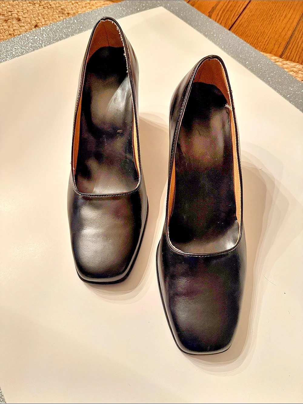 Custom Handmade Leather Black Square Toe Heels. Made in Osan, South Korea